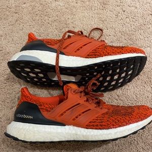 Red ultraboost